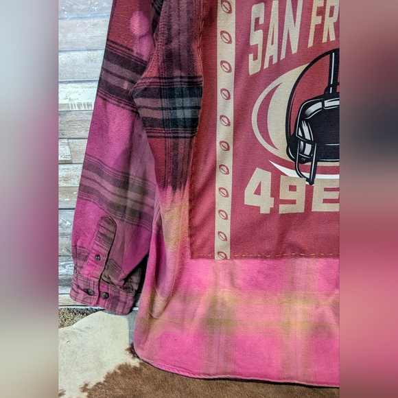 San Francisco 49ers Upcycled Handcrafted Dip Dye Bleach Flannel Shirt - Picture 6 of 15